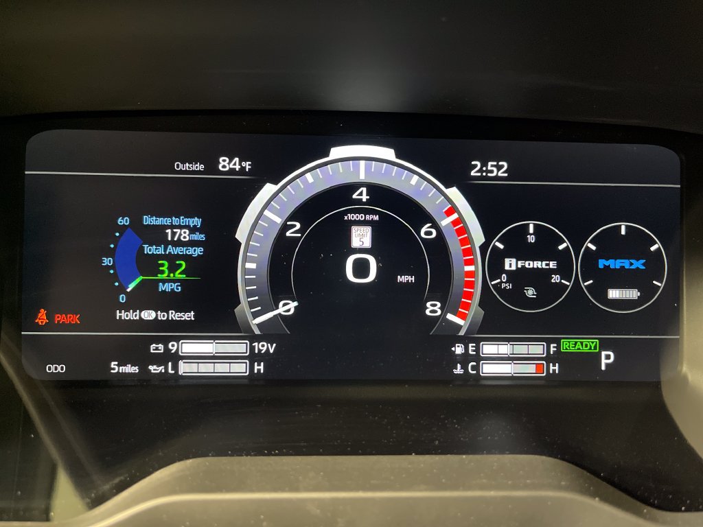 New 2026 Toyota Tundra Platinum w/ TRD Off-Road Package AWD/4WD image 18