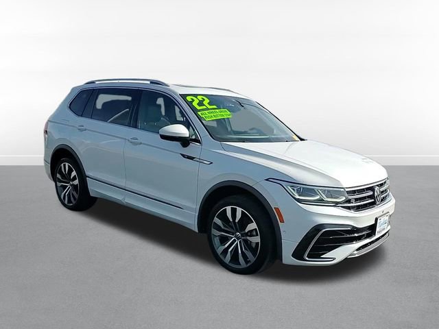 Used 2022 Volkswagen Tiguan SEL R-Line image 3