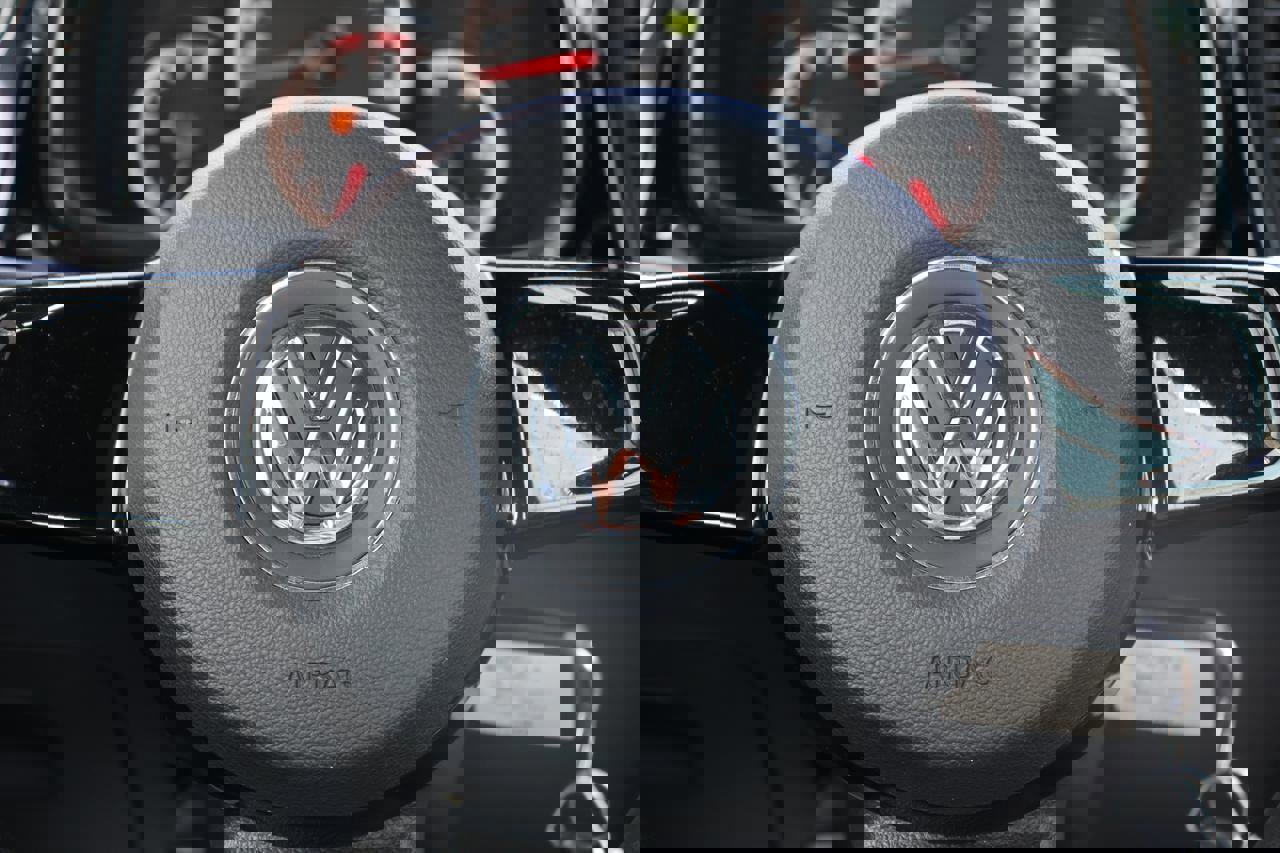 Used 2013 Volkswagen Beetle 2.5 image 27