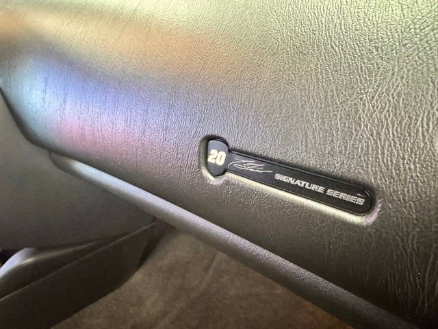 Used 2005 Chevrolet Monte Carlo SS image 23