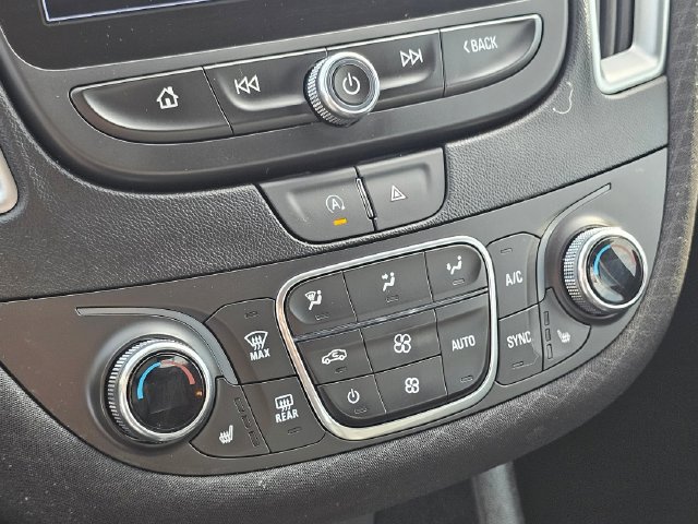 Used 2024 Chevrolet Malibu LT FWD image 26