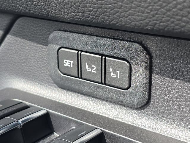 Used 2025 Toyota Land Cruiser w/ Premium Package AWD/4WD image 24