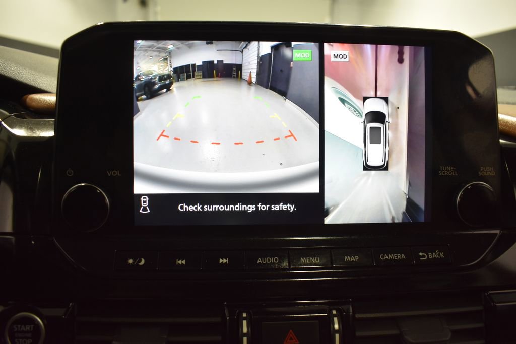 Used 2023 Nissan Pathfinder Platinum image 26