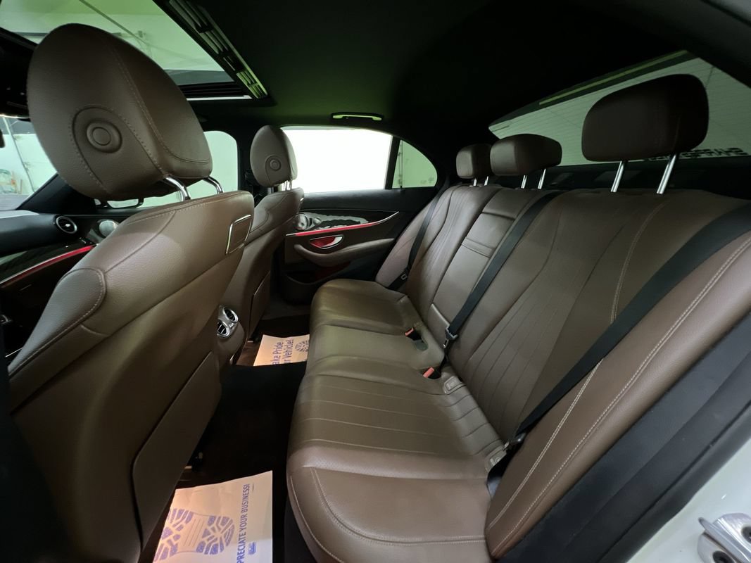 Used 2019 Mercedes-Benz E 450 4MATIC Sedan w/ Premium Package image 26