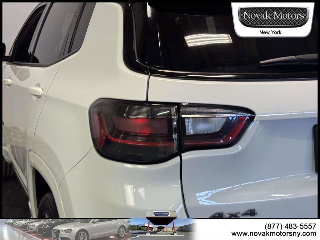 Used 2023 Jeep Compass High Altitude AWD/4WD image 8