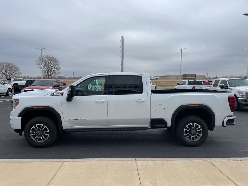 Used 2022 GMC Sierra 2500 AT4 image 4