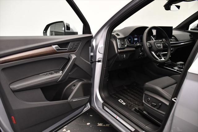 Used 2025 Audi Q5 2.0T Premium Plus w/ Premium Plus Package AWD/4WD image 37