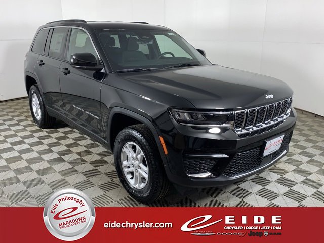 New 2025 Jeep Grand Cherokee Laredo w/ Luxury Tech Group I