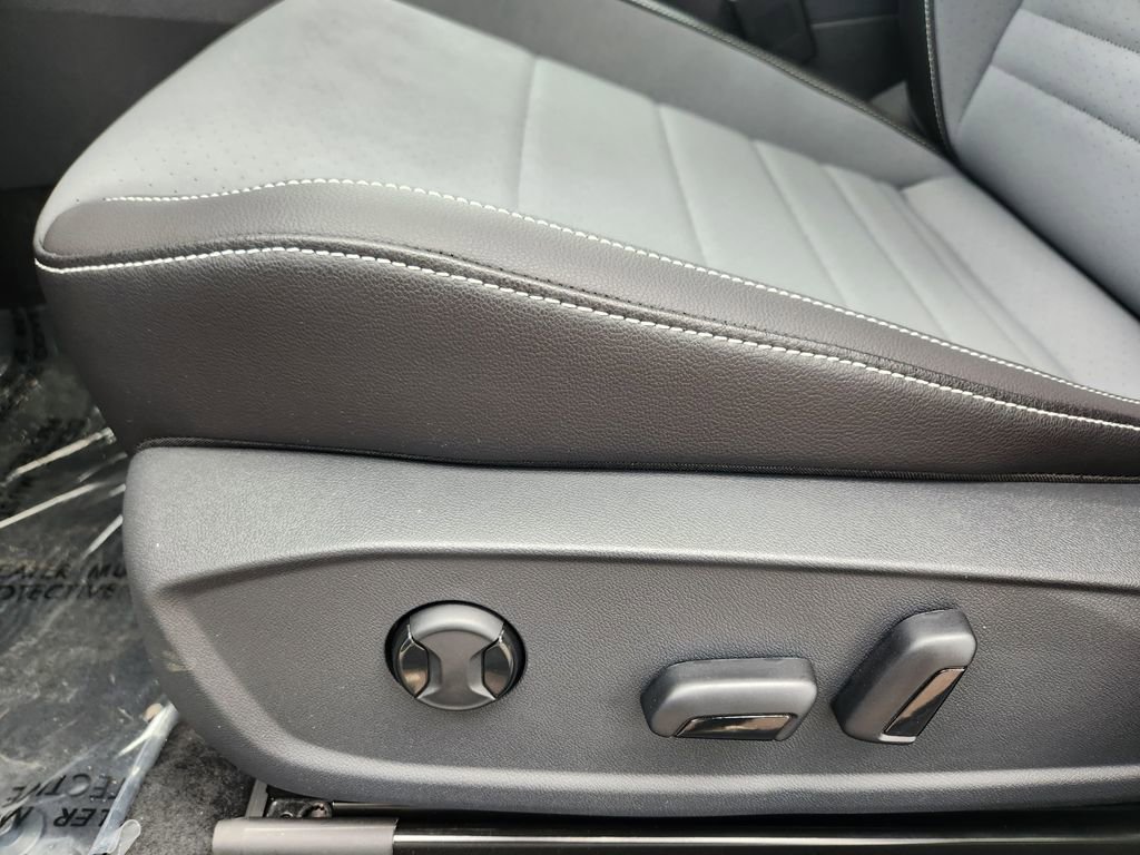 New 2026 Volkswagen Jetta SE image 14