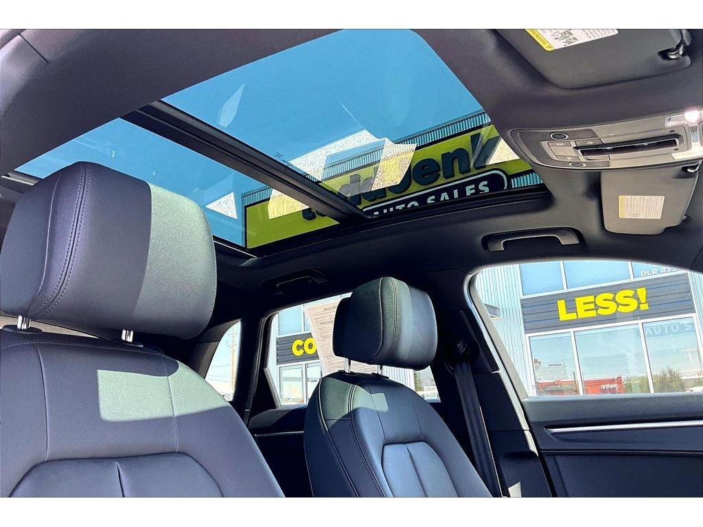 Used 2025 Audi Q3 2.0T Premium AWD/4WD image 18