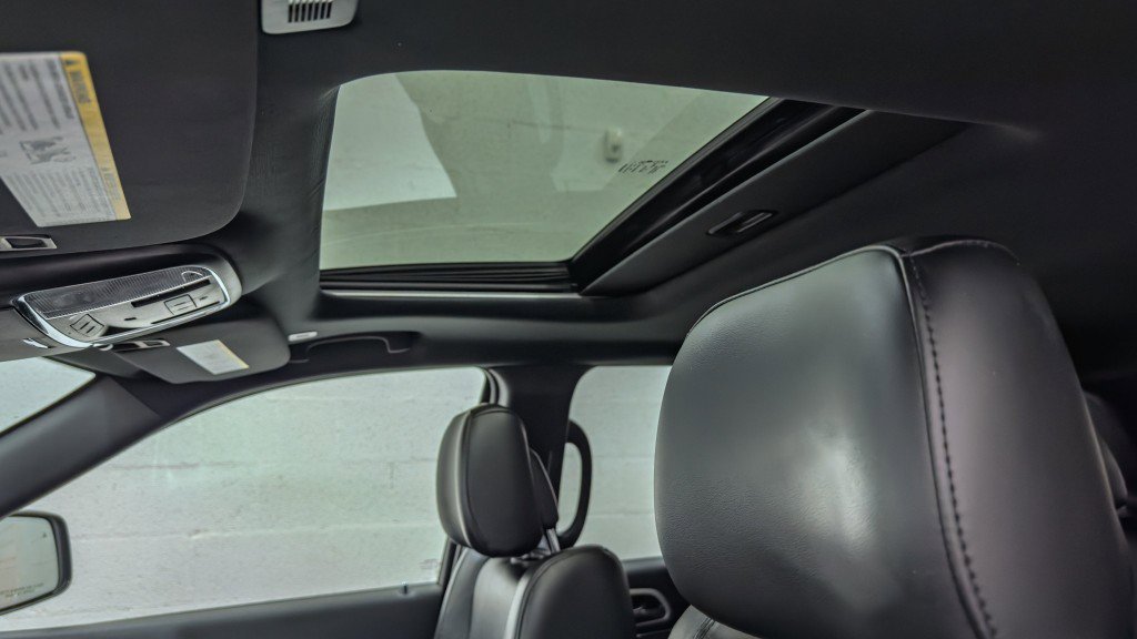 Used 2021 Jeep Grand Cherokee Limited image 16