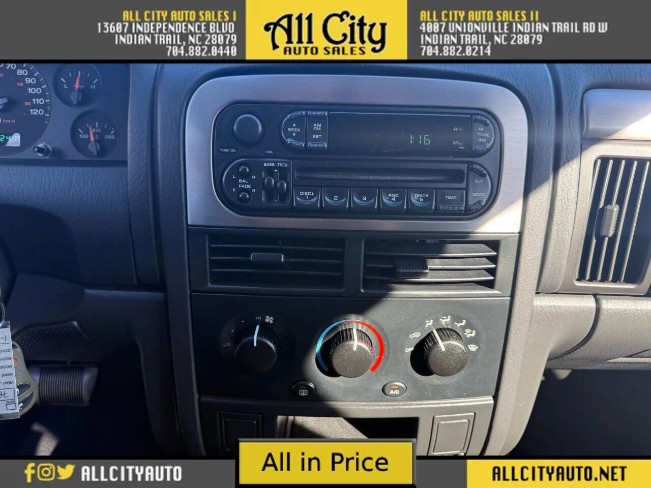 Used 2004 Jeep Grand Cherokee Laredo w/ Convenience Group image 24