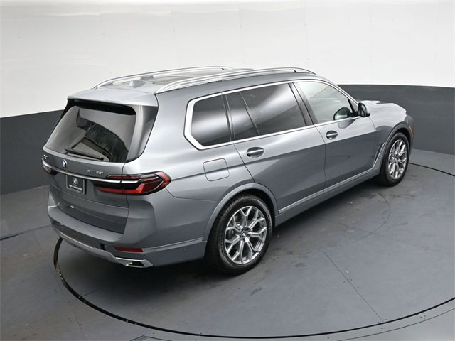 New 2026 BMW X7 xDrive40i image 18