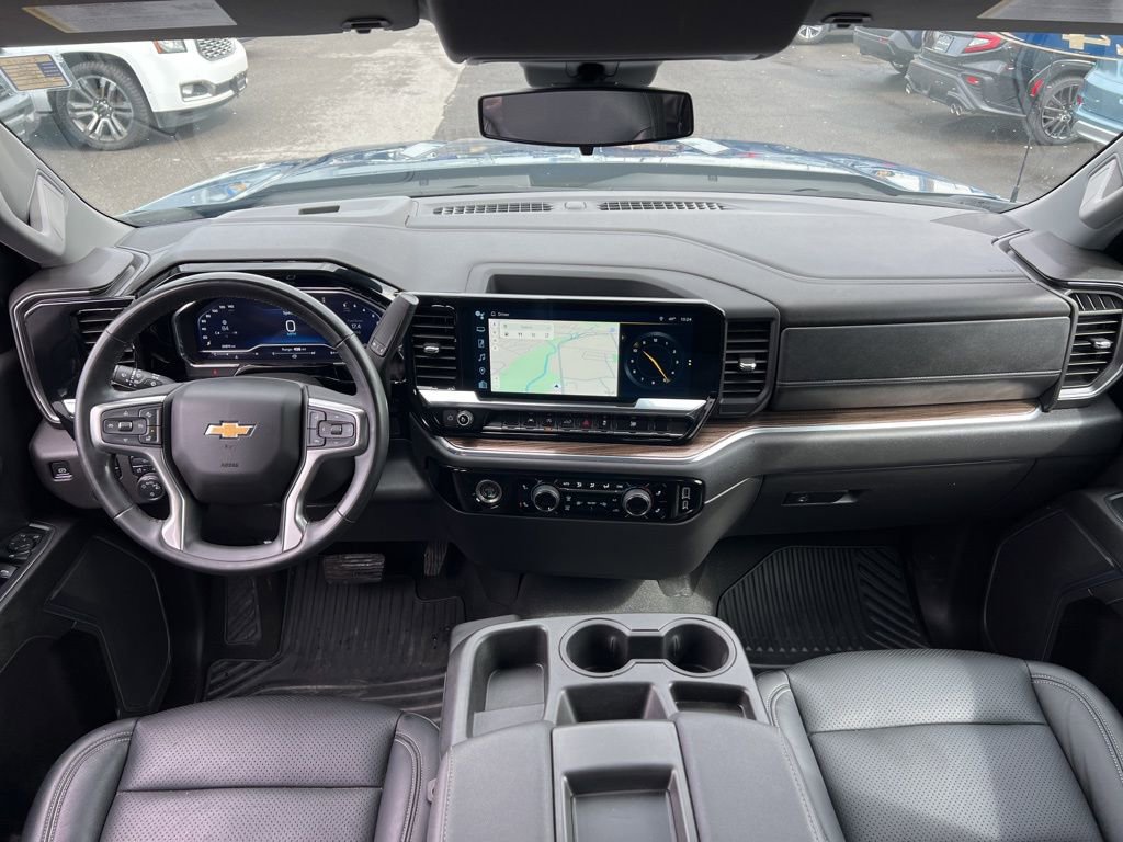 Used 2024 Chevrolet Silverado 1500 LT image 16