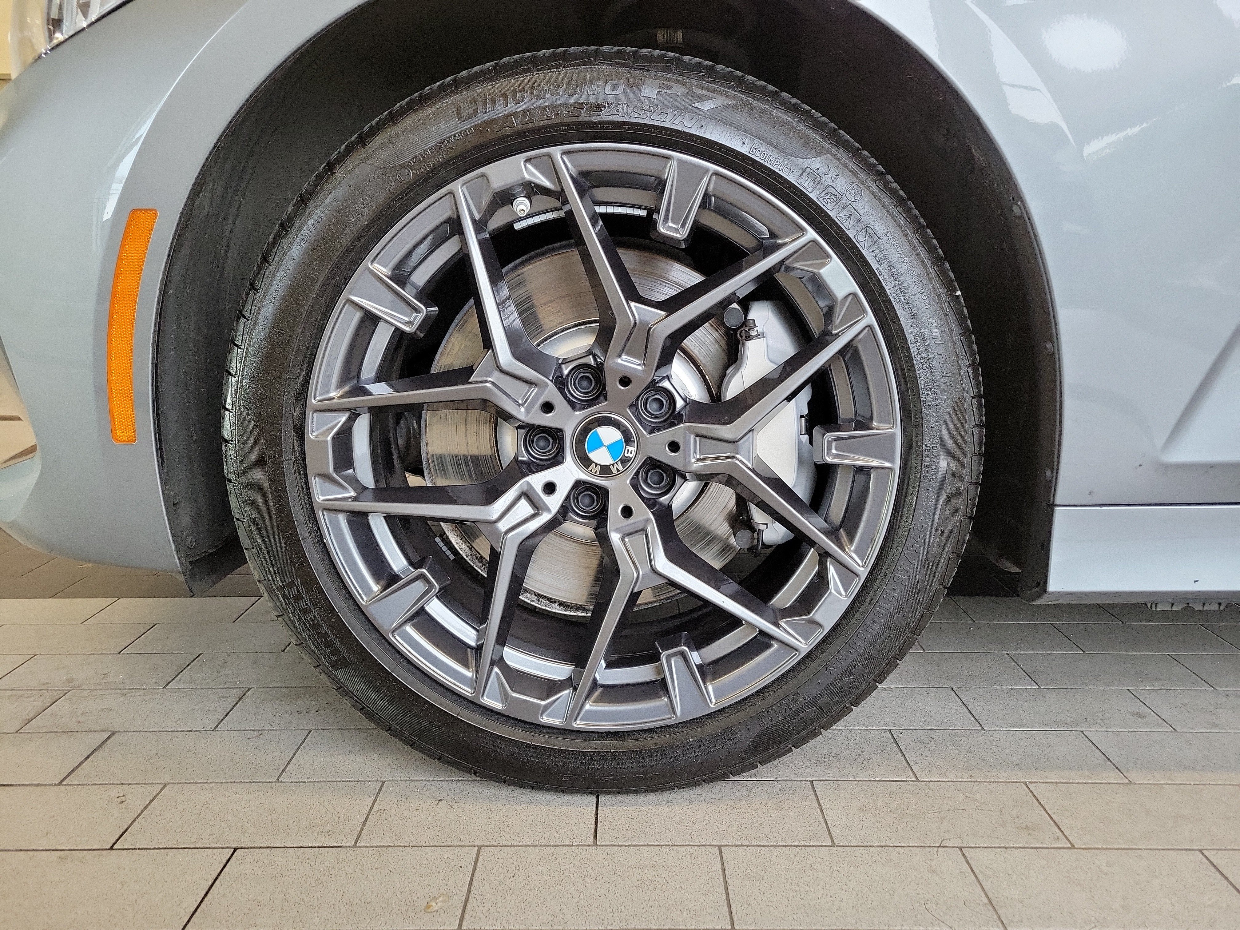 Used 2026 BMW 330i xDrive Sedan AWD/4WD image 12