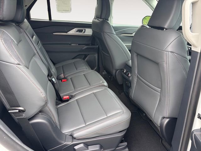 New 2026 Ford Explorer Active AWD/4WD image 13