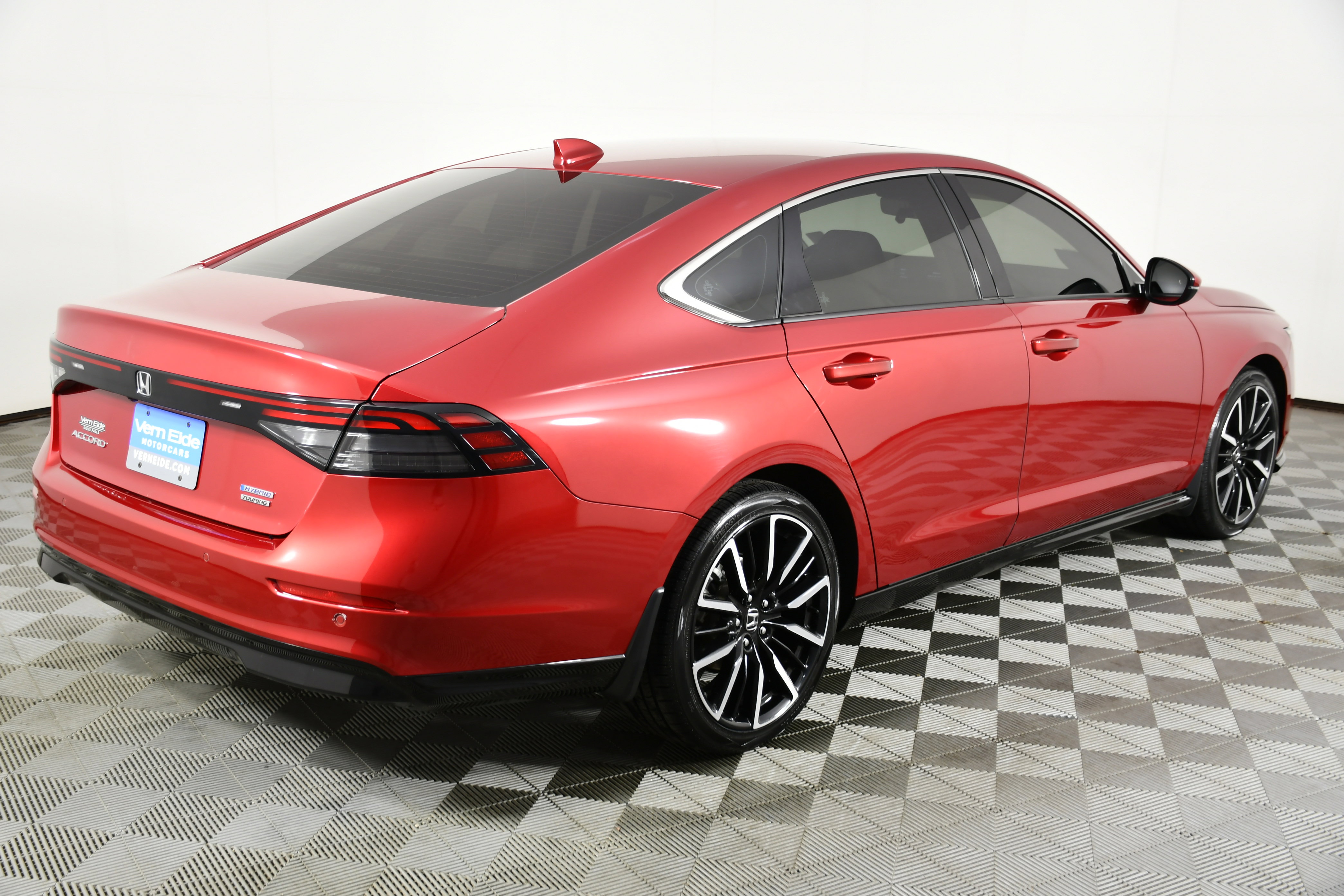 Certified 2024 Honda Accord Touring image 6