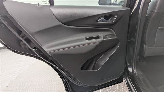 Used 2022 Chevrolet Equinox RS FWD image 16