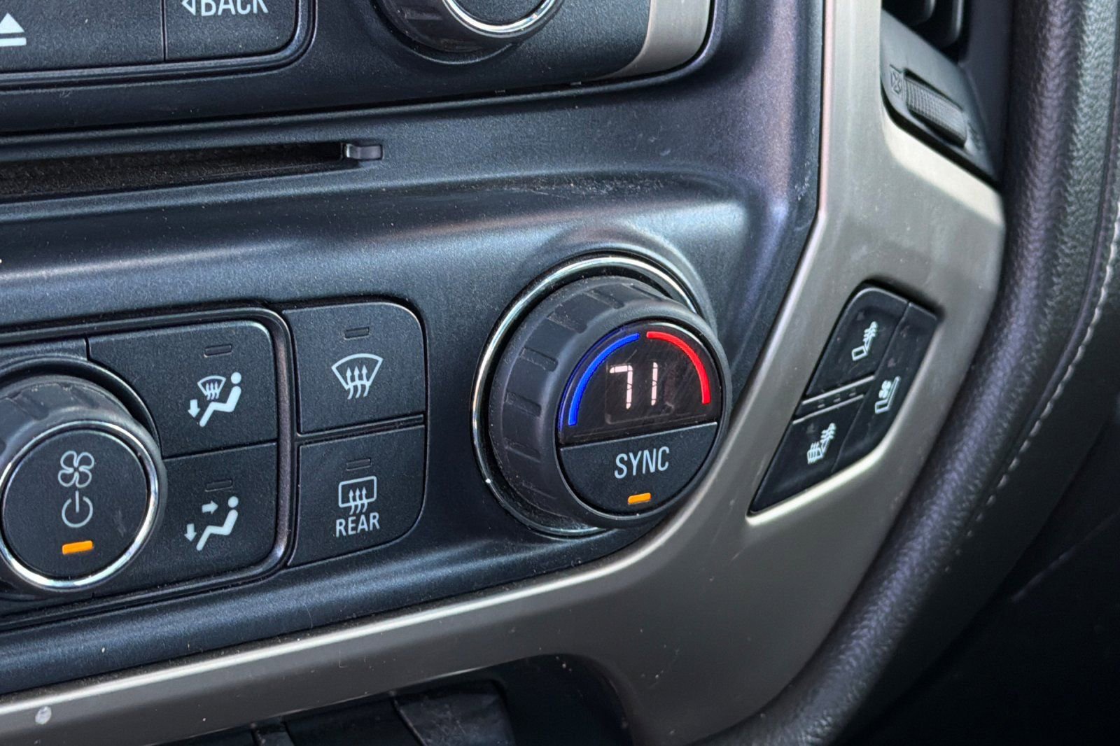 Used 2018 GMC Sierra 2500 Denali w/ Duramax Plus Package image 29