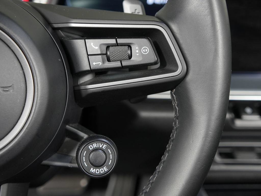 Certified 2020 Porsche 911 Carrera 4S AWD/4WD image 35