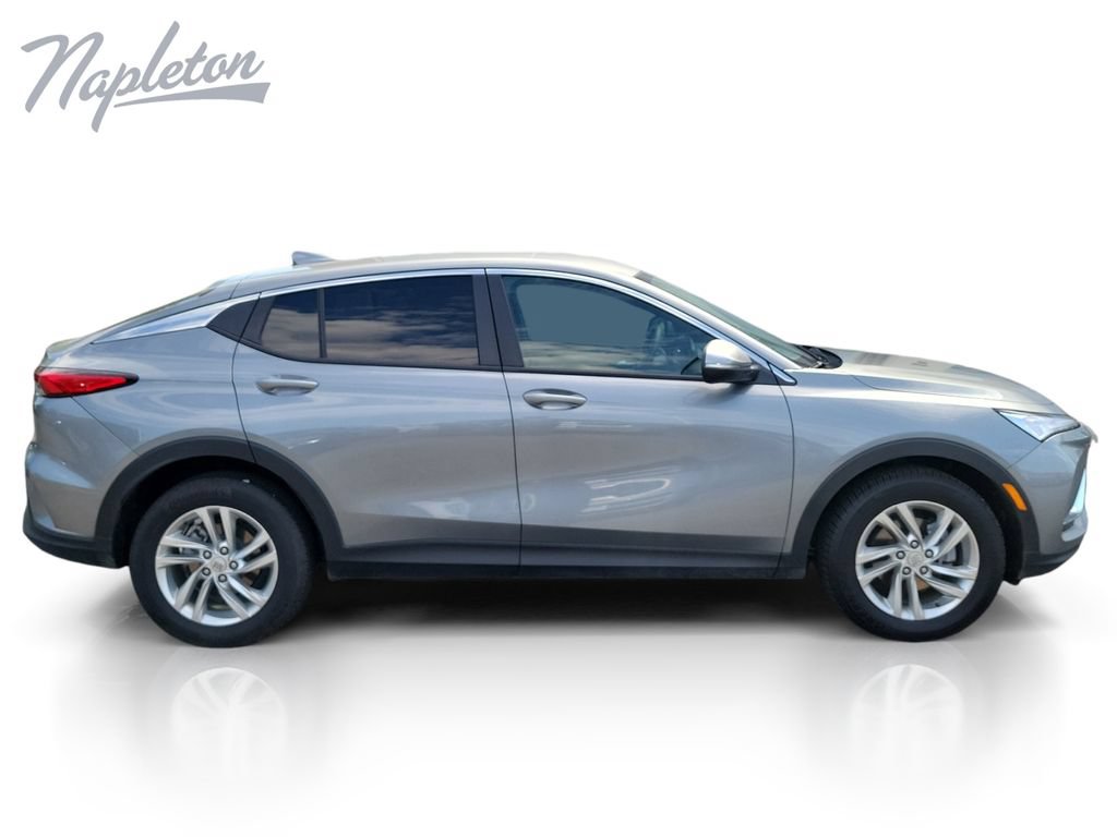 Used 2025 Buick Envista Preferred FWD image 7