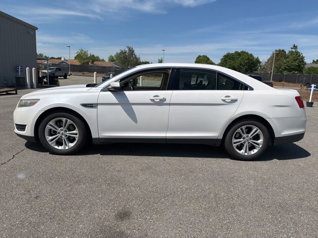 Used 2014 Ford Taurus SEL w/ Equipment Group 201A image 5