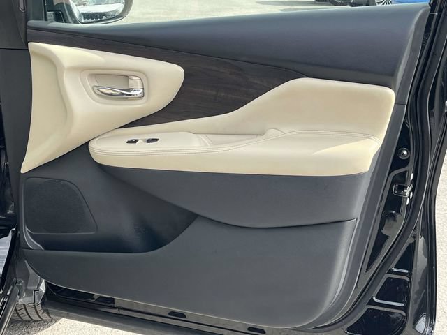 Used 2021 Nissan Murano Platinum w/ Cargo Package FWD image 27