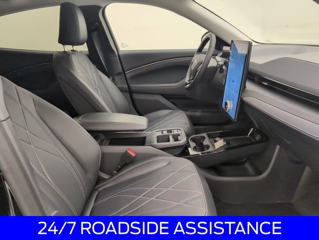 Certified 2025 Ford Mustang Mach-E Select w/ Comfort Package Lite image 15