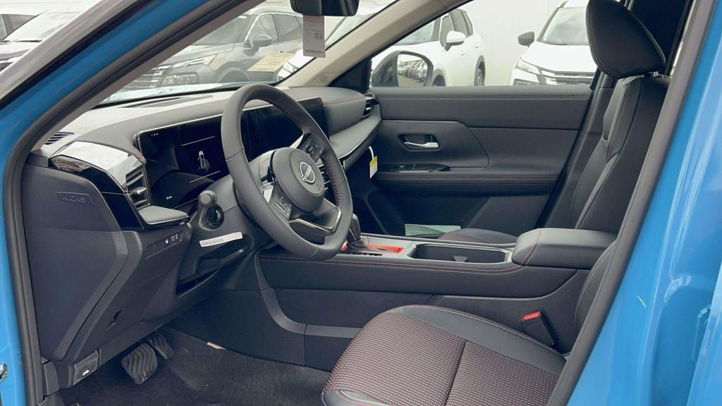 New 2026 Nissan Kicks SR w/ Illumination Package AWD/4WD image 12