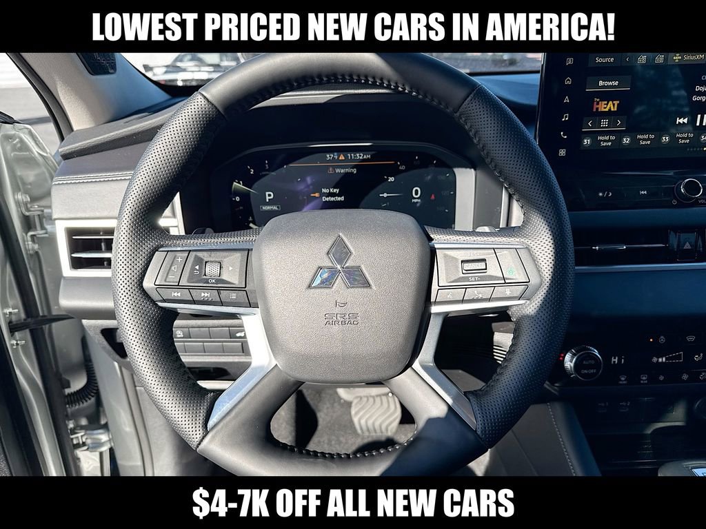 New 2026 Mitsubishi Outlander SE image 12