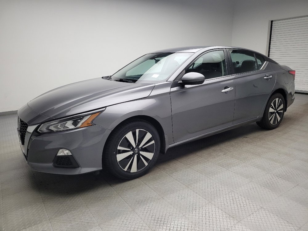 Used 2021 Nissan Altima 2.5 SV AWD/4WD image 2
