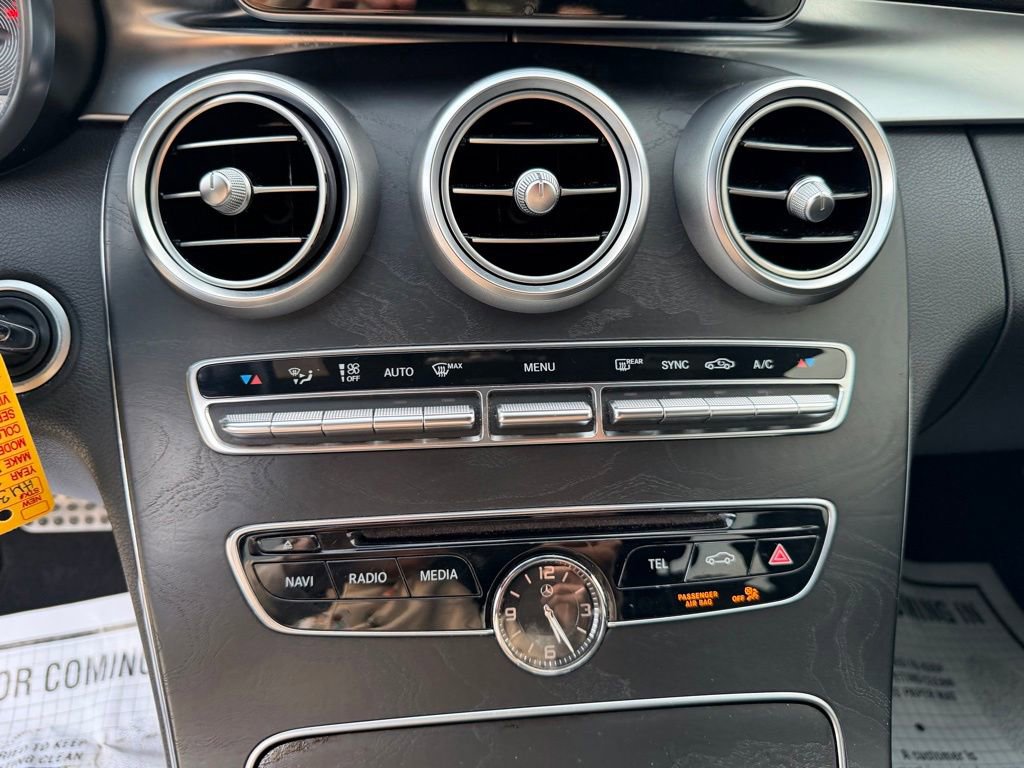 Used 2017 Mercedes-Benz C 300 4MATIC Sedan image 22