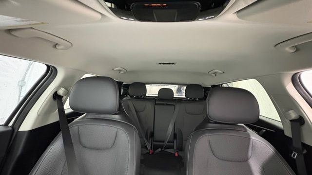 Used 2024 Kia EV6 Light image 28