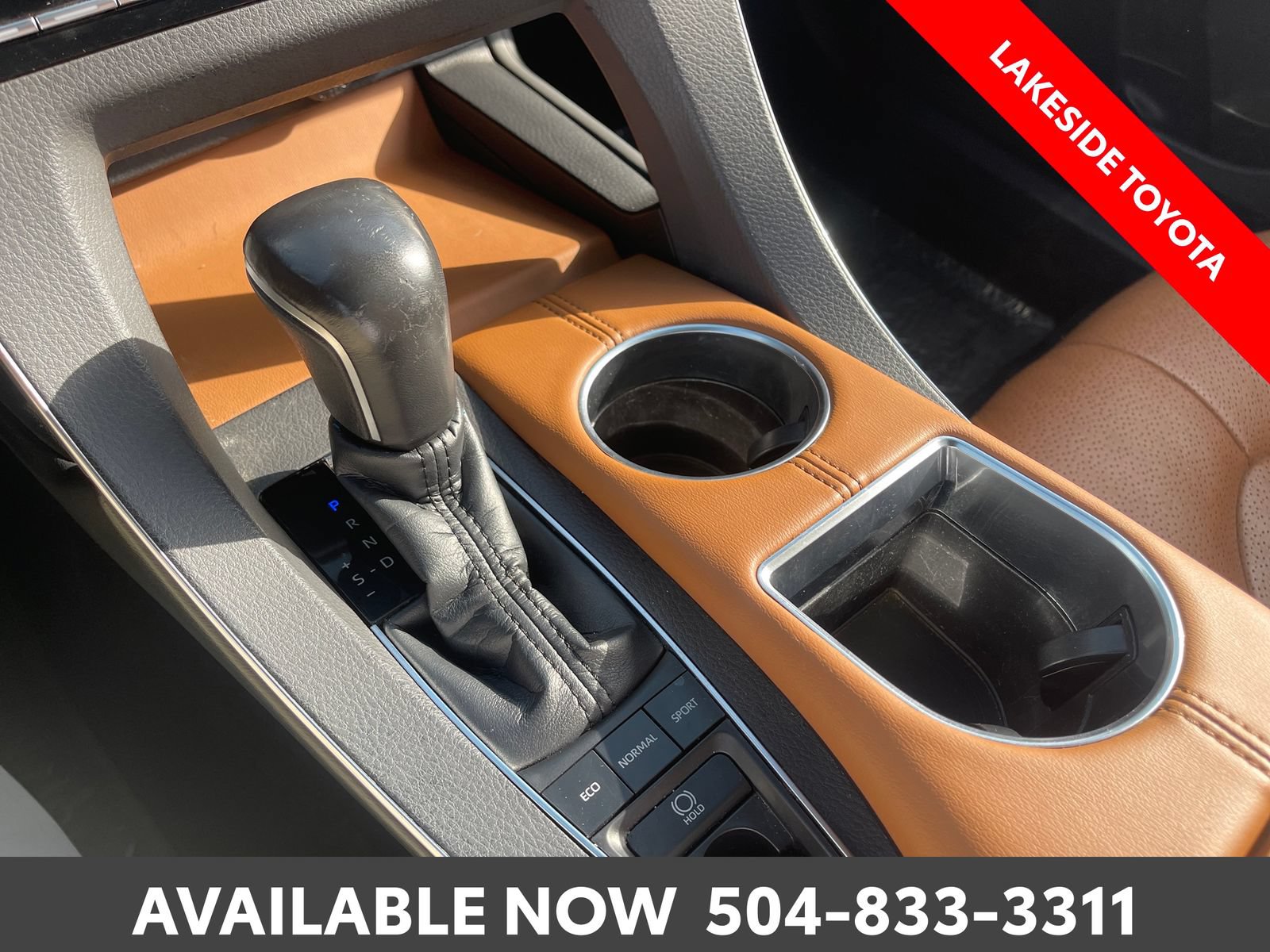 Used 2020 Toyota Avalon Limited FWD image 32