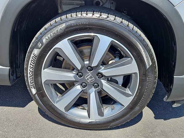 Certified 2023 Honda Pilot Touring image 8