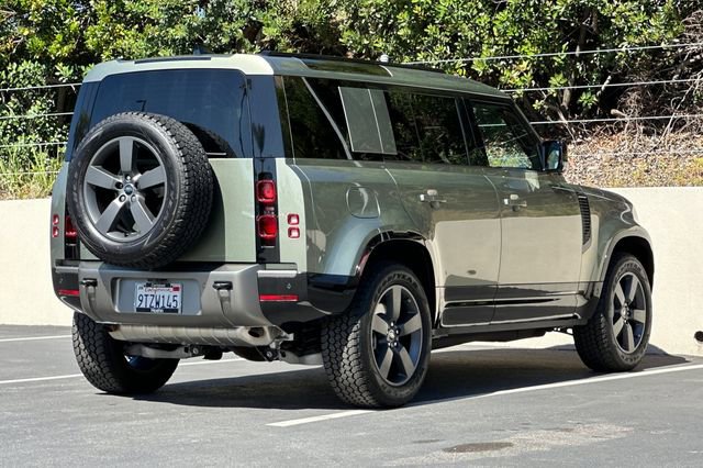 Certified 2025 Land Rover Defender 110 X-Dynamic SE AWD/4WD image 5