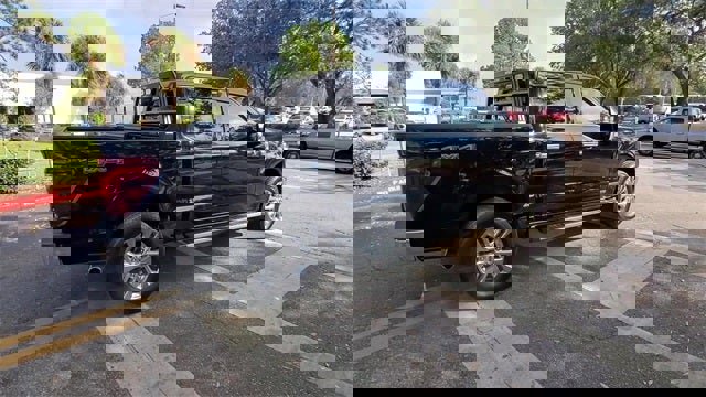 Used 2025 Ford F150 Lariat w/ Equipment Group 501A Mid image 45