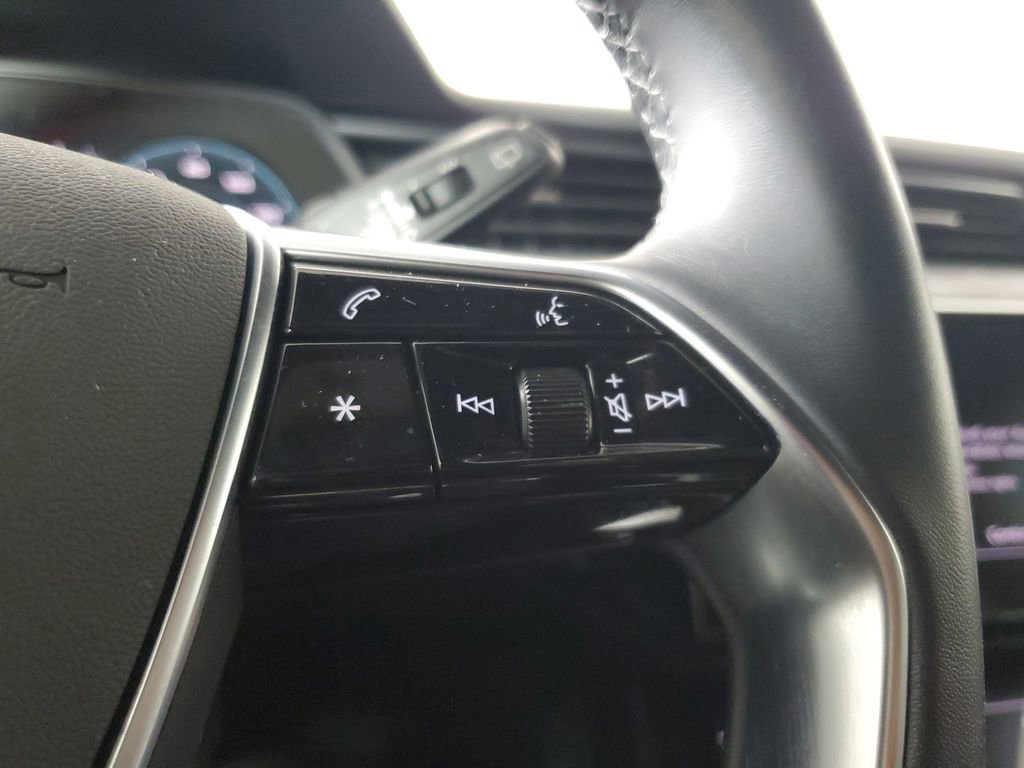 Used 2023 Audi e-tron Premium w/ Convenience Plus Package AWD/4WD image 26