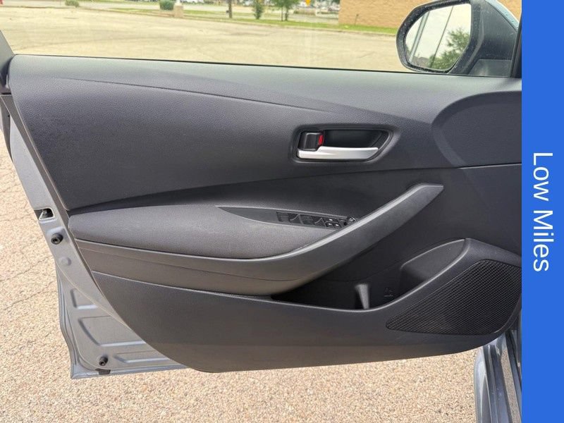 Used 2021 Toyota Corolla LE FWD image 19
