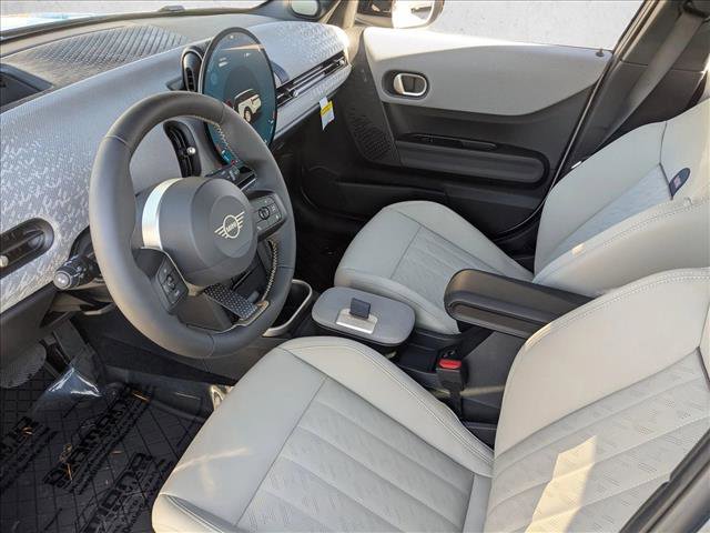 New 2026 MINI Cooper 4-Door Hardtop image 3