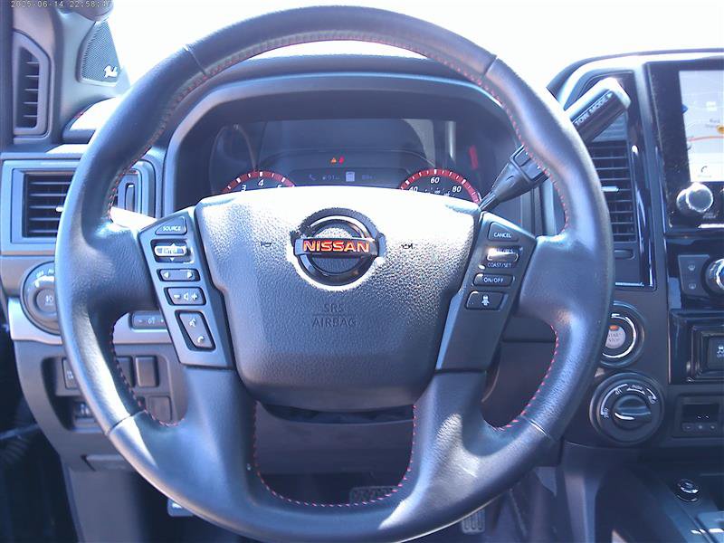 Used 2022 Nissan Titan PRO-4X w/ Pro-4x Convenience Package AWD/4WD image 23
