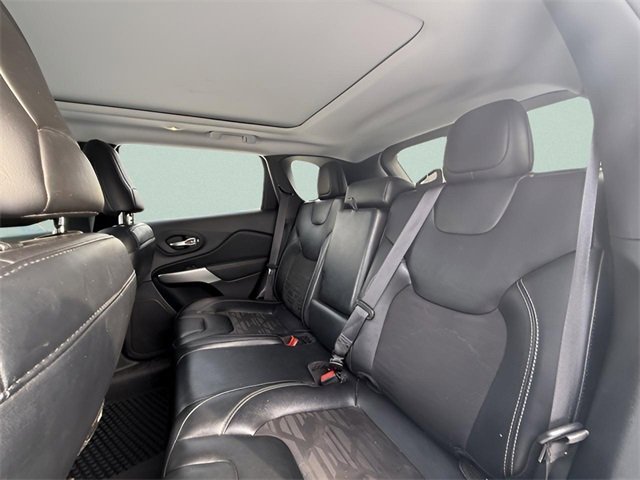 Used 2022 Jeep Cherokee Latitude w/ Sun & Sound Group image 20