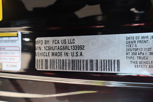 Used 2024 Jeep Gladiator Sport AWD/4WD image 15