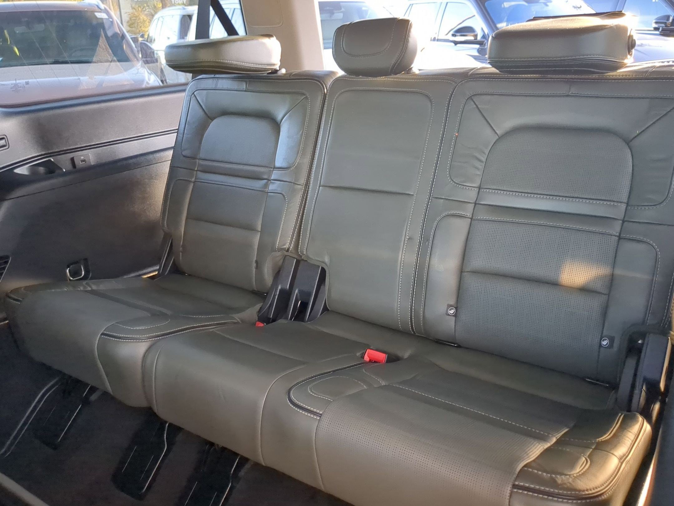 Used 2022 Lincoln Navigator L Black Label image 23