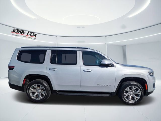 Used 2022 Jeep Wagoneer Series II image 2