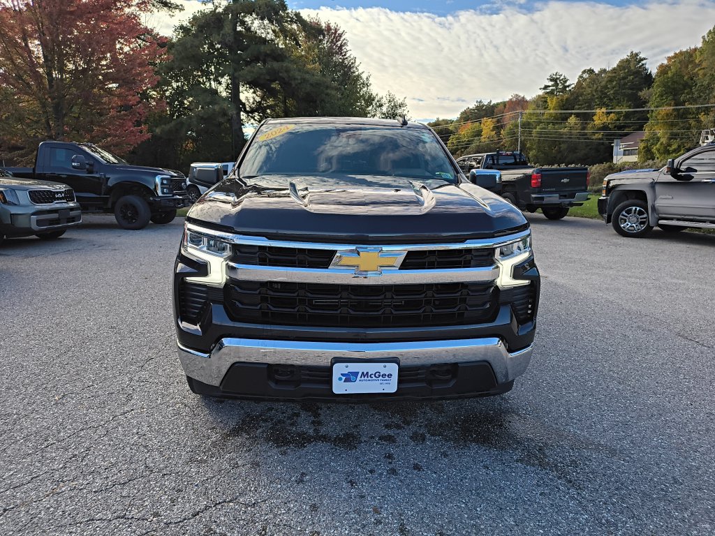 Used 2024 Chevrolet Silverado 1500 LT AWD/4WD image 8