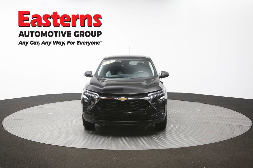 Used 2024 Chevrolet Trax LS FWD image 51