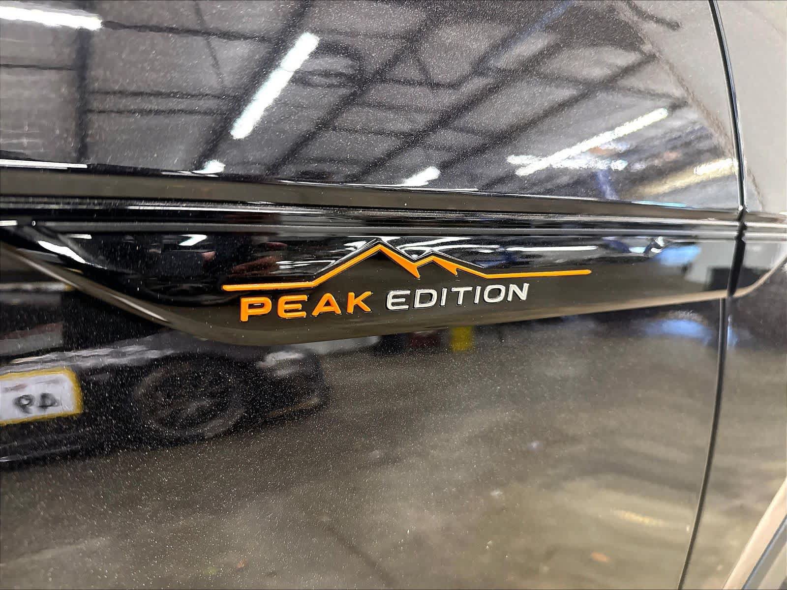 New 2026 Volkswagen Atlas Peak Edition AWD/4WD image 9