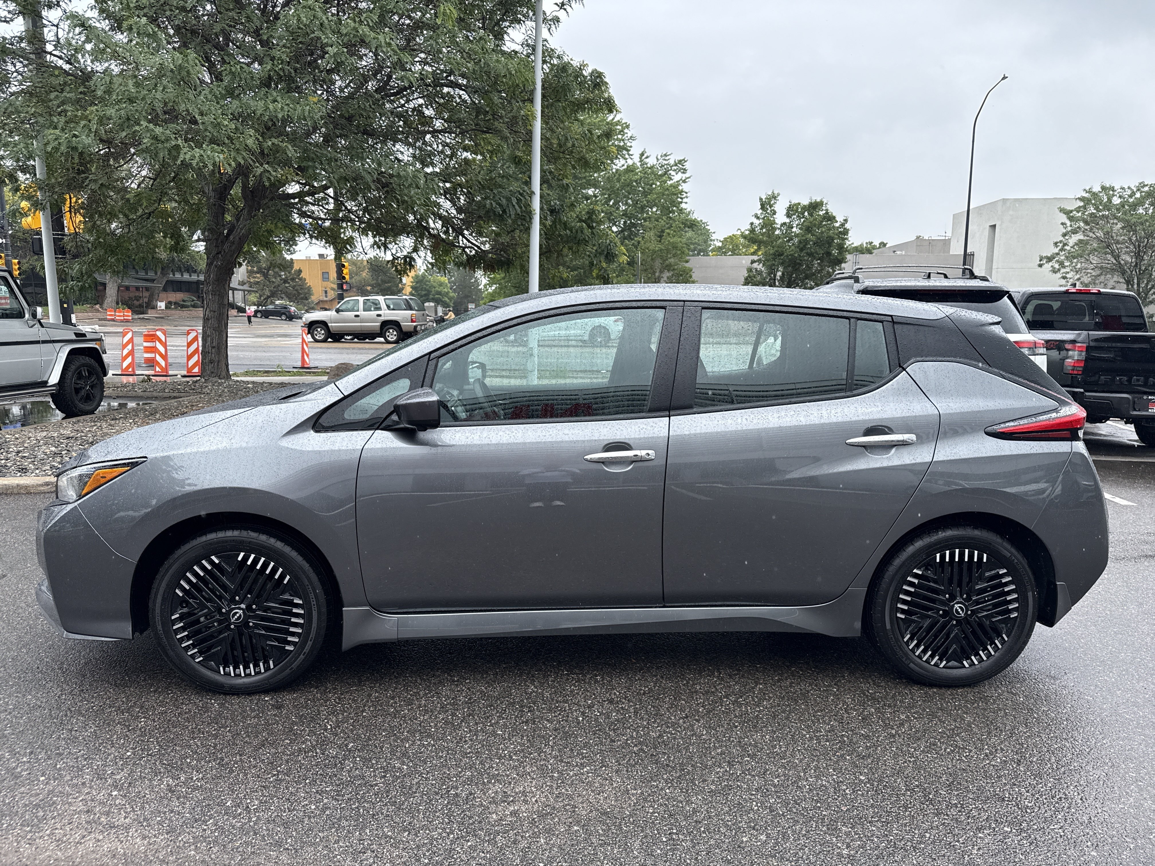 Certified 2024 Nissan Leaf SV Plus FWD image 6