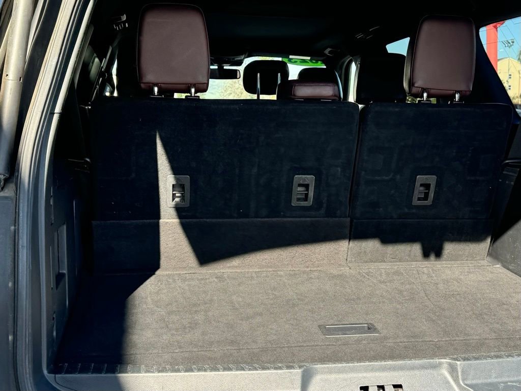 Used 2023 Ford Expedition Max Limited image 8